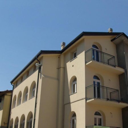 Ferienwohnung Casa Amalia Boario Terme Exterior foto